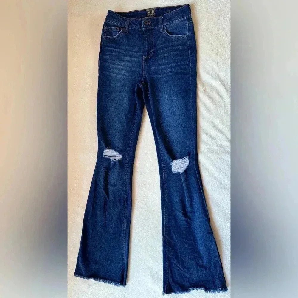 Mid-Rise Slim Flare Distressed Hem Jeans Juniors Size 1 Blue